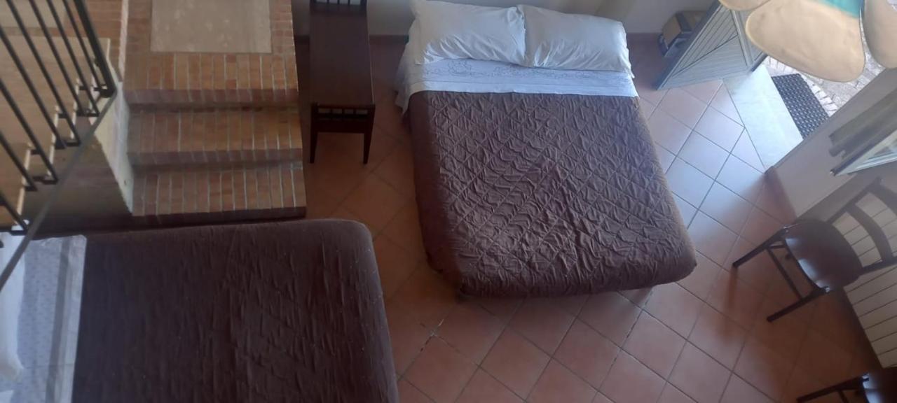 Agriturismo Borgo Nuovo Sant'Agata Dei Goti Hotel Migliara-San Silvestro Екстериор снимка